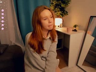 mayflames cam babe with big tits in private live sex show