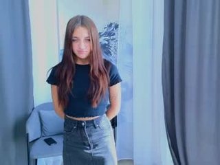 katiebossom teen cam babe wants to be fucked online as hard as possible