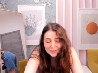 cutie_pearl sex cam with a horny cute cam girl that's also incredibly naughty