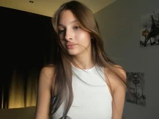 sibleybeckett teen cam babe wants to be fucked online as hard as possible