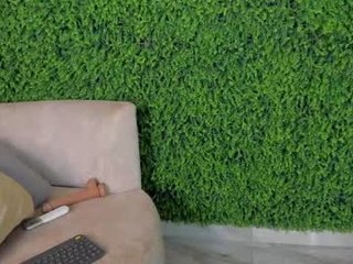 emelie_89 cam girl gets huge dick in all holes online