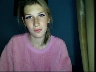 evelyn_21_m milf cam whore live sex in the chatroom