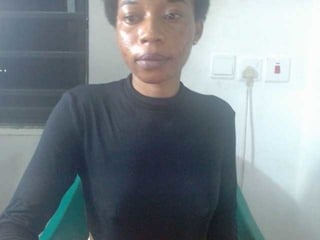 juicyxpussy nude cam bitch enjoys hard live sex on camera