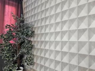 xxx_leila beautiful cam babe gets hard dicked in tight ass