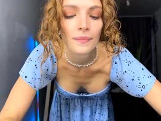 joanniemcgrapth nude cam bitch enjoys hard live sex on camera