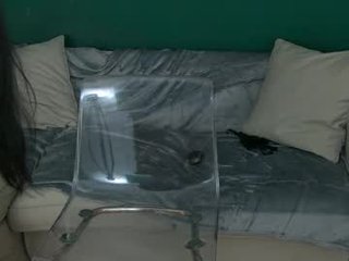 jessie_sinn horny cam girl loves takes a cock deep in her pussy