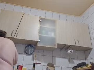 bethnorth fat cam babe likes squirt fetish action during her live sex XXX shows