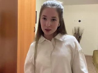 myrticetaraschke sex cam with a horny cute cam girl that's also incredibly naughty
