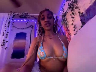 prettyblackgal horny cam babe - her special appeal is wet little pussy and naked body 