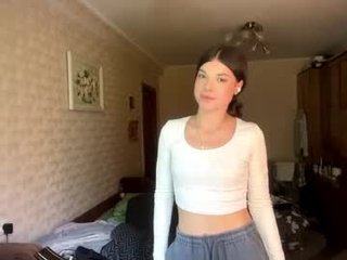 jacquehamblet sex cam with a horny cute cam girl that's also incredibly naughty