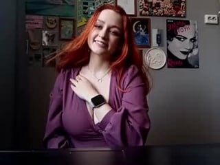 nidiakincheloe redhead cam slut with big tits loves her butthole filled with hot cum