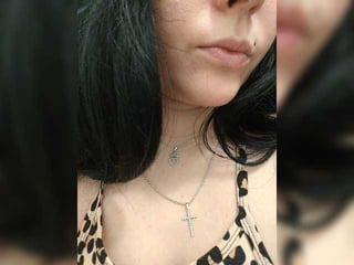 fifine brunette russian cam girl gives me all my dirty dreams