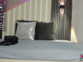 emily_layton cam girl loves dirty fucking on camera