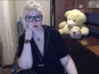 alisa1917 blonde teen cam babe plays with her tight asshole