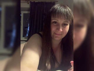 khrisluna2 brunette russian cam girl gives me all my dirty dreams