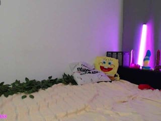 krisskiss21 lots of oral with this bitchy cam girl