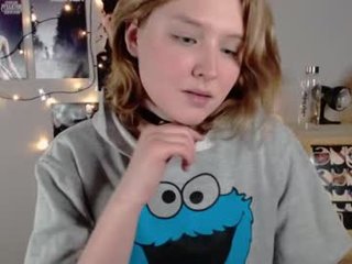 dollirosee teen cam babe wants to be fucked online as hard as possible
