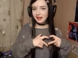 sonwosick sex cam with a horny cute cam girl that's also incredibly naughty