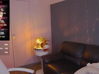 _loverdose_ asian teen cam babe plays with her ass hole