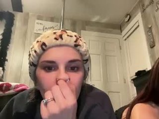 ros3210 pretty teen cam babe gets hot cum into her pussy