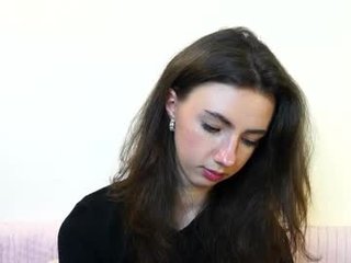 alvanalbach teen cam babe in lingerie enjoys erotic live sex online