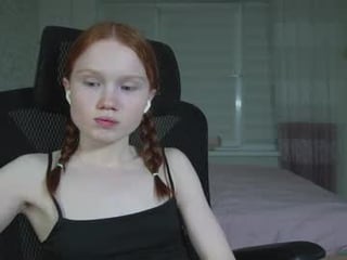 nellie_baby this ginger teen loves spending time in the adult chatroom