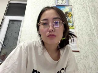 joyekaltz asian teen cam babe plays with her ass hole
