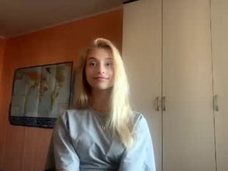 sabinamccrohan teen cam babe wants to be fucked online as hard as possible