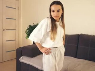 keeleyreineck teen cam babe wants to be fucked online as hard as possible
