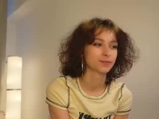 mimilicks teen cam babe wants to be fucked online as hard as possible