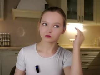darcifilbrardt teen cam babe wants to be fucked online as hard as possible