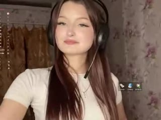 asleykleppen sex cam with a horny cute cam girl that's also incredibly naughty