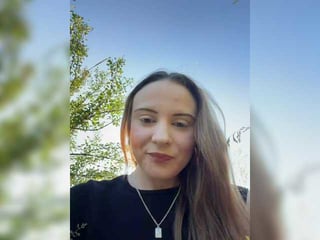 desorwss russian cam slut enjoying rough sex with anal
