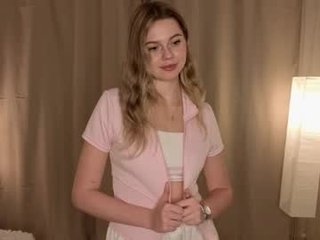 chasidygrandmaison teen cam babe wants to be fucked online as hard as possible