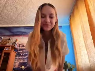 edithpeters cute teen cam babe loves XXX cam action with her perfect ass