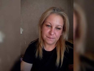 ipina13 german blonde cam girl gets her bald pussy filled with a huge boner