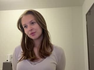 gwendolynnn teen cam babe wants to be fucked online as hard as possible