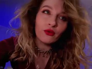 goddess_verdgyvi horny cam chick gets her feet licked off by slave online