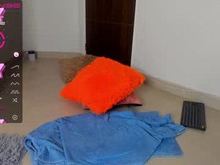 samygrey__ fat cam babe likes squirt fetish action during her live sex XXX shows