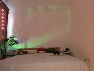 pumbazaebumba cam babe wants her pussy fucked hard on camera