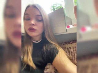 thattrippink3 blonde cam girl gets anal fuck of cute babe ass