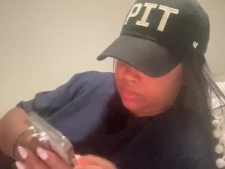 petitekinkxo ebony cam babe masturbates for you on camera