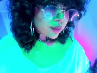 _sweet_kuromi nude cam bitch enjoys hard live sex on camera