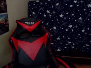 jessy_comely amazing boy gets seduction from teen cam vixen online