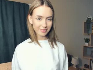 paulettelafevre teen cam babe wants to be fucked online as hard as possible