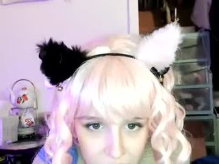 bbyalice18 teen cam babe wants to be fucked online as hard as possible