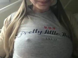 cherryflavorxx cam girl will surprise you with her huge gaping asshole