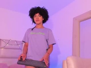 aphrodite_sweet latina cam babe brings live sex to him online