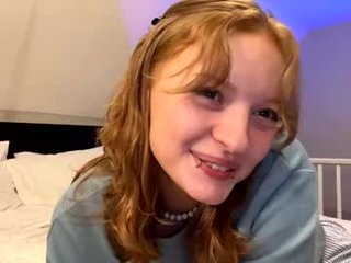bibaby_ellie_ lesbian orgy live show for you online