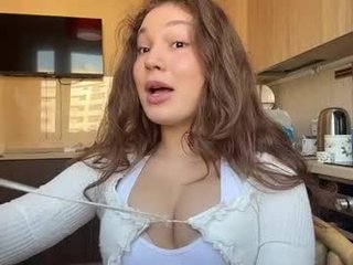 theacrammer cam babe with big tits in private live sex show